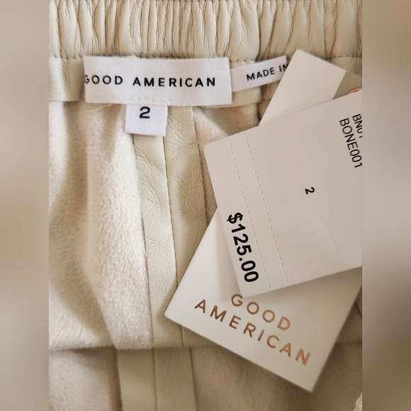 NWT || GOOD AMERICAN || Better Than Leather shorts - Picture 7 of 7